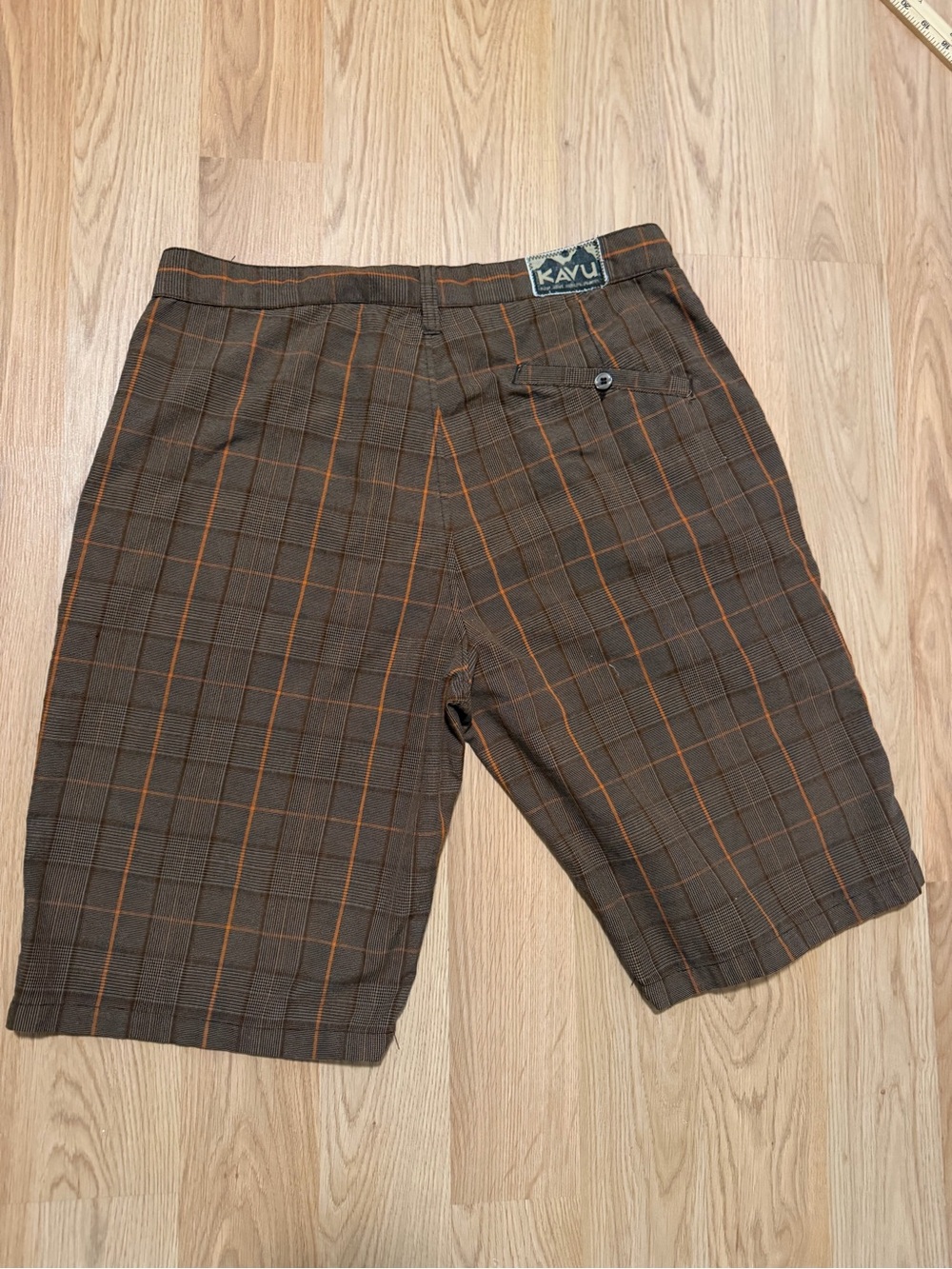 Kavu Chino Mens Shorts 34 Brown Windowpane print Waist measures 32 - Picture 3 of 5